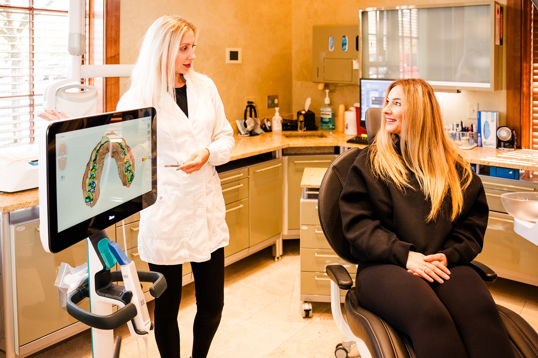 Dental crown replacement in New Albany, OH