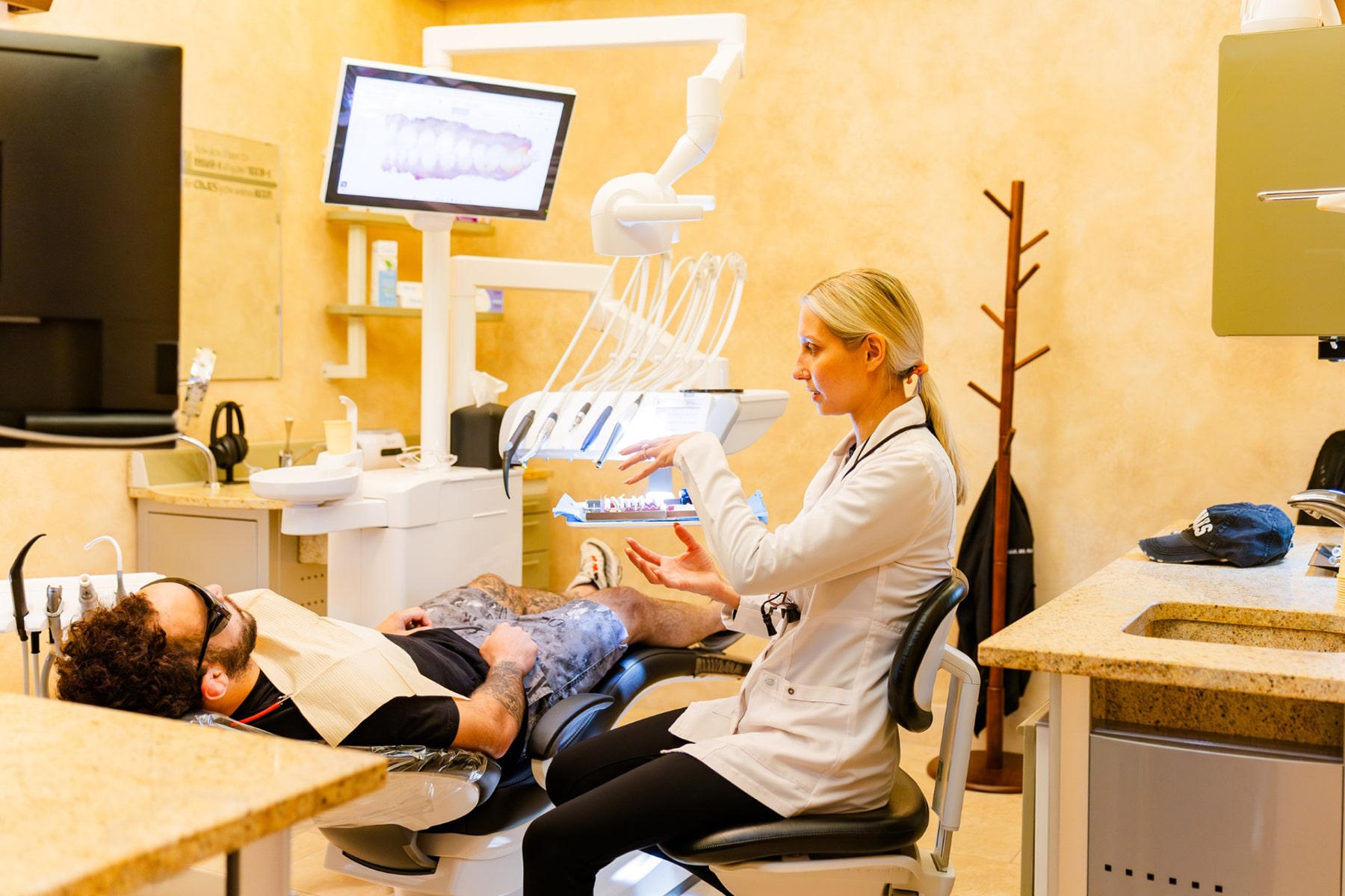 NewAlbanySmileMakeover2-min Smile makeover dentist near New Albany, OH
