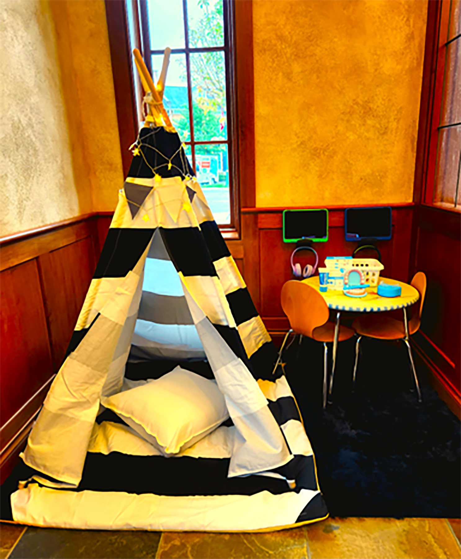 NewAlbanyChildrensDentistry-min Kids dentist appointment in New Albany, OH
